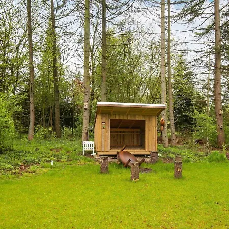 6 Person Holiday In *